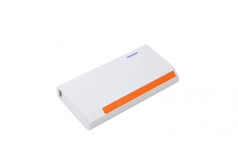 Внешний аккумулятор Xtorm Power Bank на 15.600 мАч