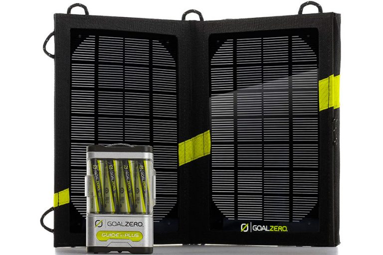 guide-10-plus-kit-1.jpg Зарядка на солнечных батареях Goal Zero Guide 10 Plus Solar Kit