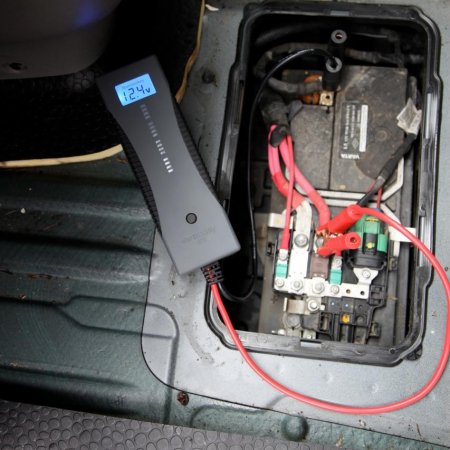 Внешний аккумулятор для автомобиля PowerTraveller StartMonkey 400 арт. STM400