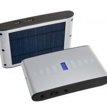 Солнечная зарядка для ноутбука Xtorm SOLAR TITAN LAPTOP CHARGER